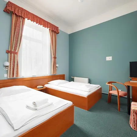 Nikolas Hotel 3*